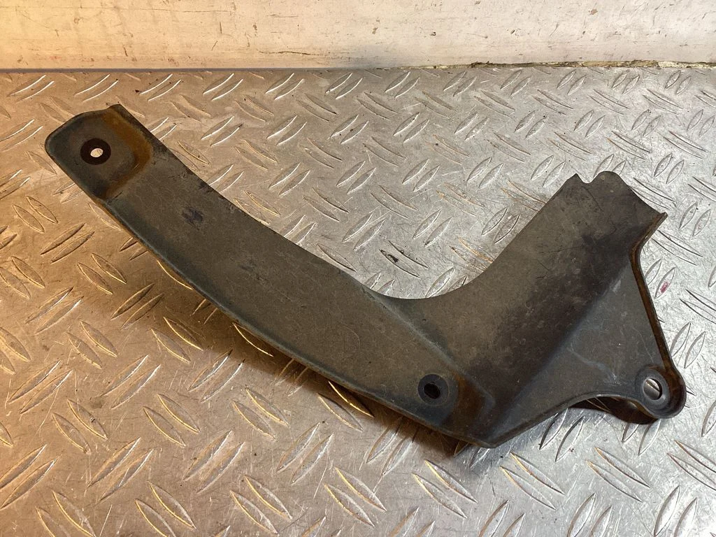 Front mudguard – Lexus RX 450H (2016-)