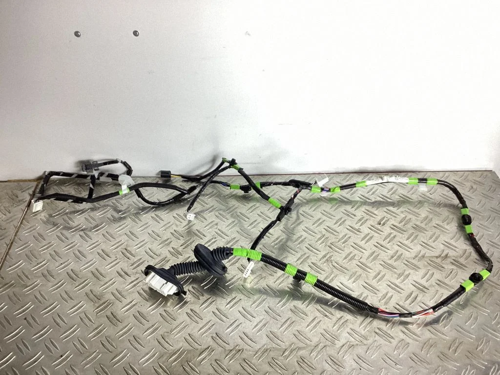 Rear door wiring loom – Lexus RX 450H (2016-)