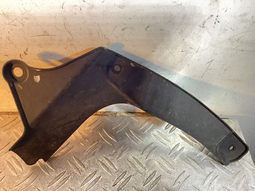 Front mudguard – Lexus RX 450H (2016-)