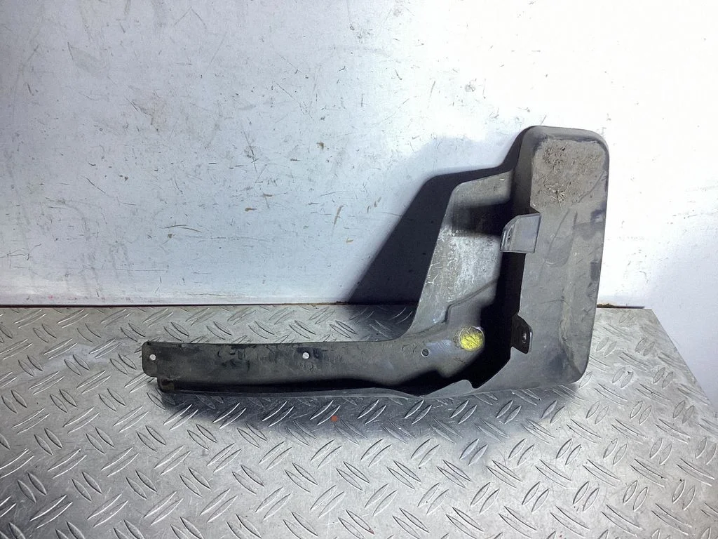 Front mudguard – Lexus RX 450H (2016-)