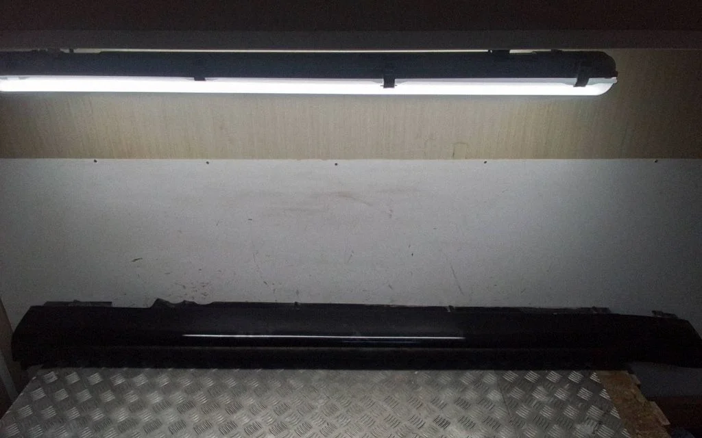 Sill 95B854883A
