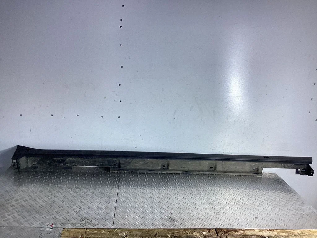 Sill 7585048040