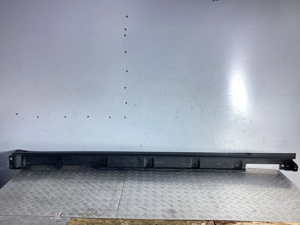 Sill 7585048040
