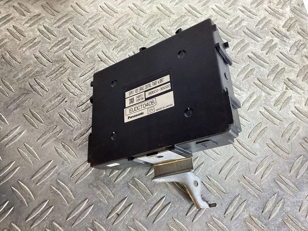 Brake system control unit/module – Lexus GS 250 350 300H 450H (2013-)