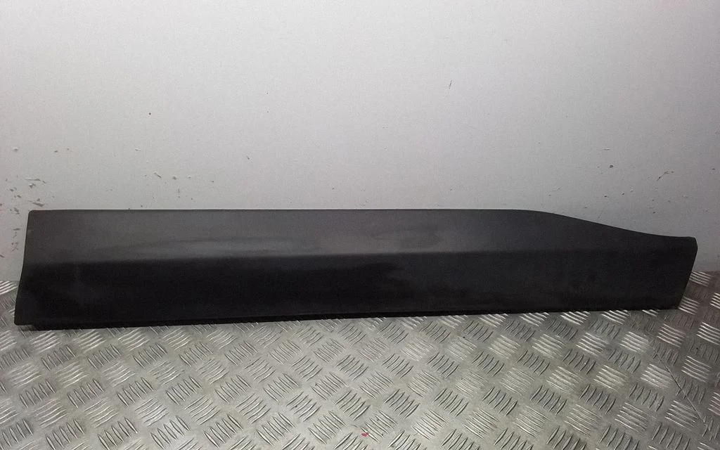Front door trim (molding) – Toyota RAV 4 (XA50) (2018-)