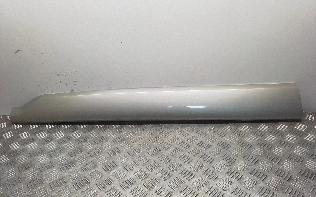 Front door trim (molding) – Volvo XC90 (2014-)