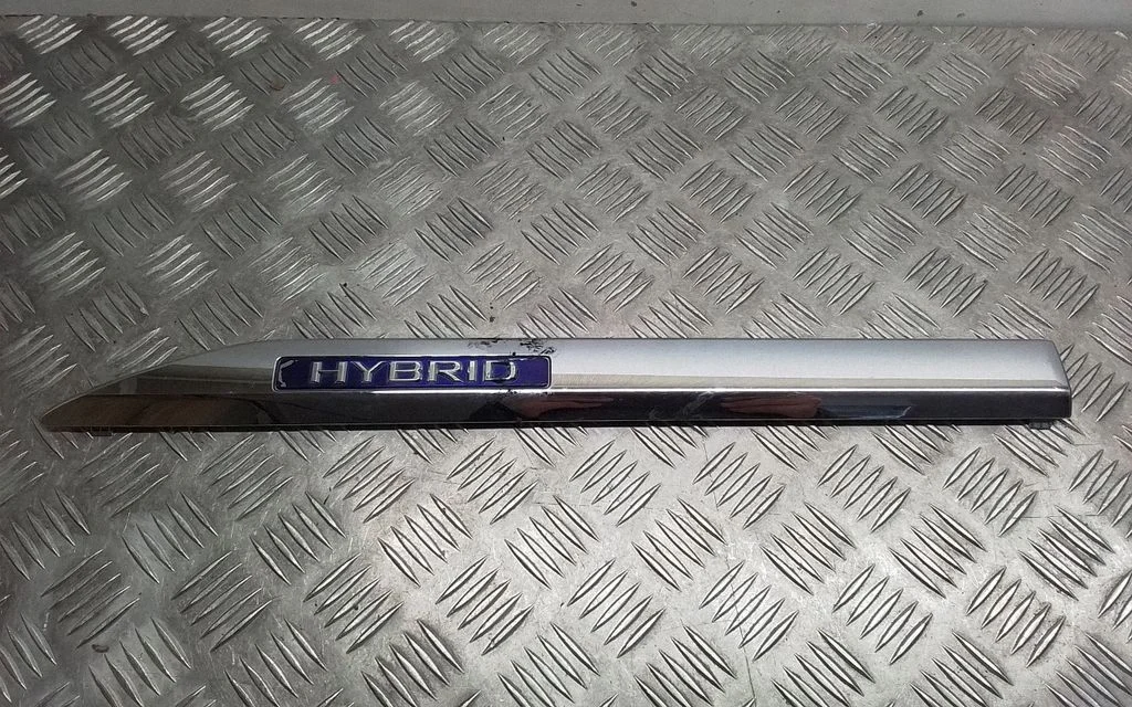 Tagaukse liist (mold) – Lexus RX III (2008-2015)