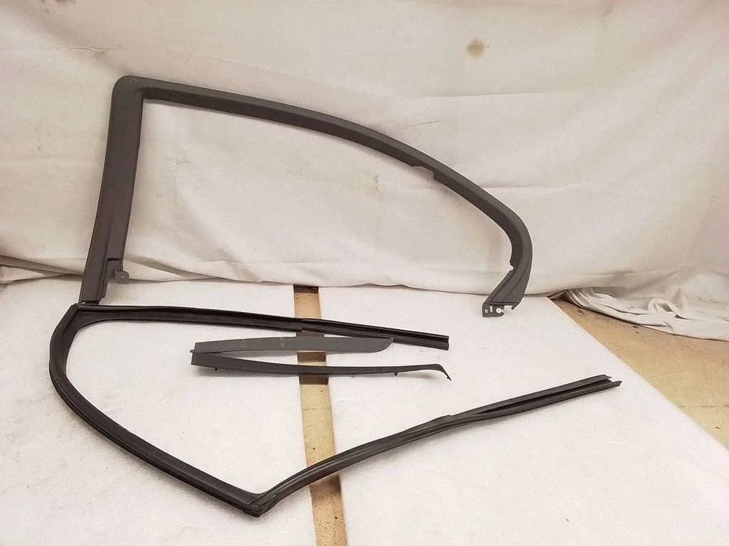 Tagaukse liist (mold)