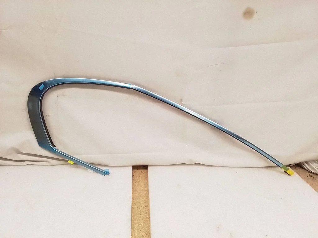 Tagaukse liist (mold) – Lexus IS III XE30 (2013-2020)