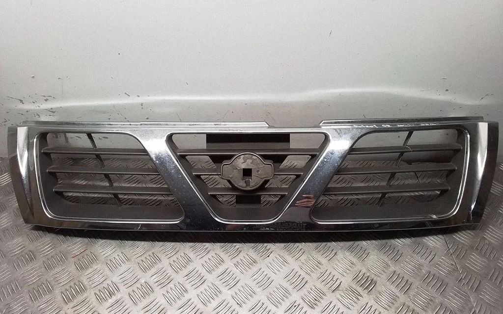 Atrapa przednia (grill)