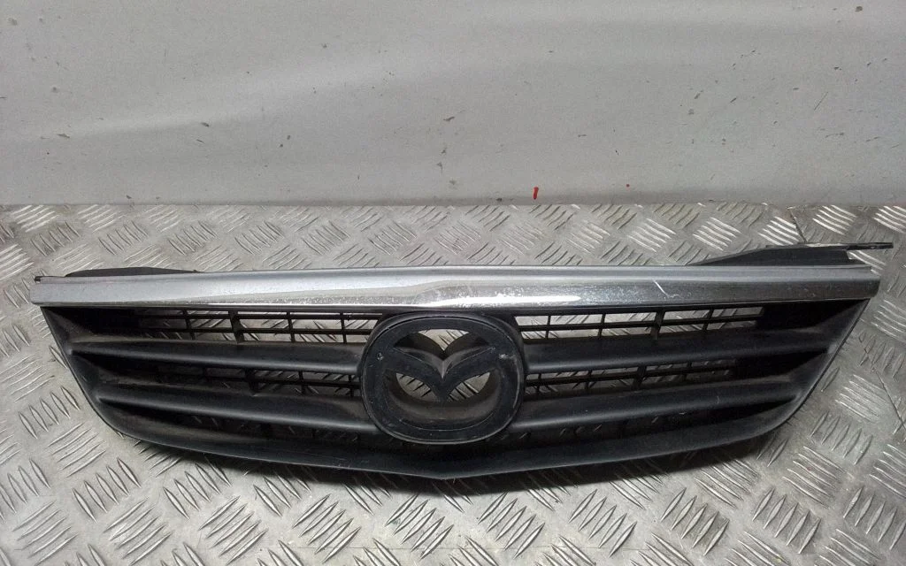 Front grill GG2M50712