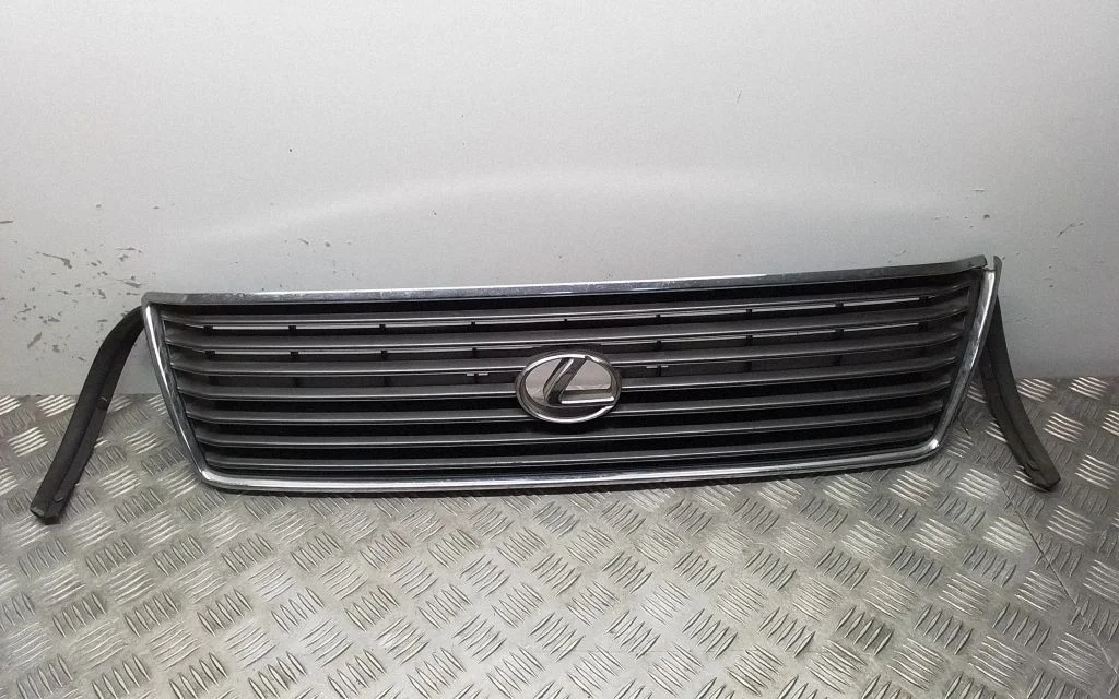 Front grill 5315550030 – Lexus LS UCF20 (1995-2001)