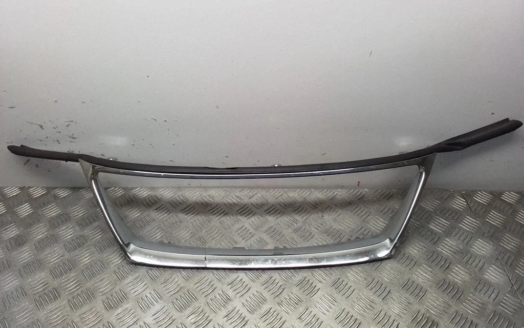 Esivõre – Lexus IS III XE30 (2013-2020)