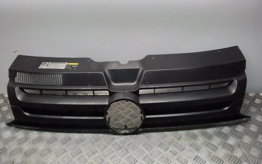 Front grill – Volkswagen Transporter - Caravelle T5 (2003-2015)
