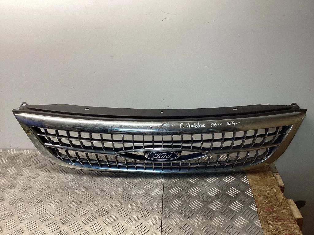 Esivõre – Ford Windstar (1999-2003)