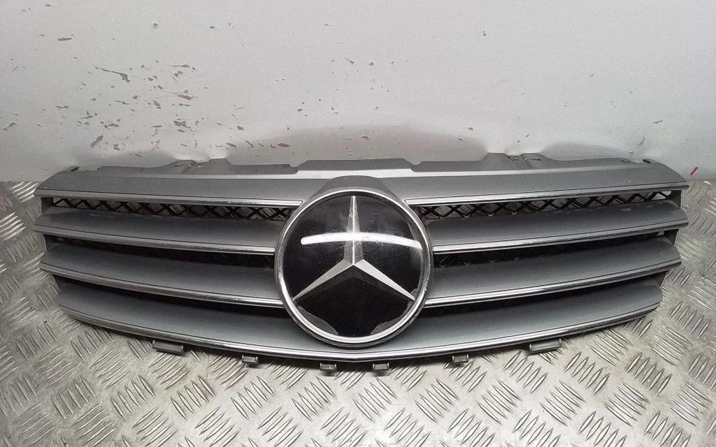 Esivõre – Mercedes-Benz SL-klass R230 (2001-2012)