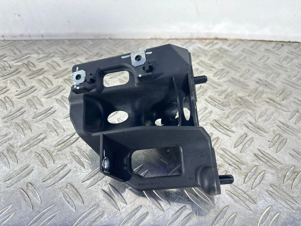 Radiator support slam panel bracket – Porsche 911 991 (2011-2019)