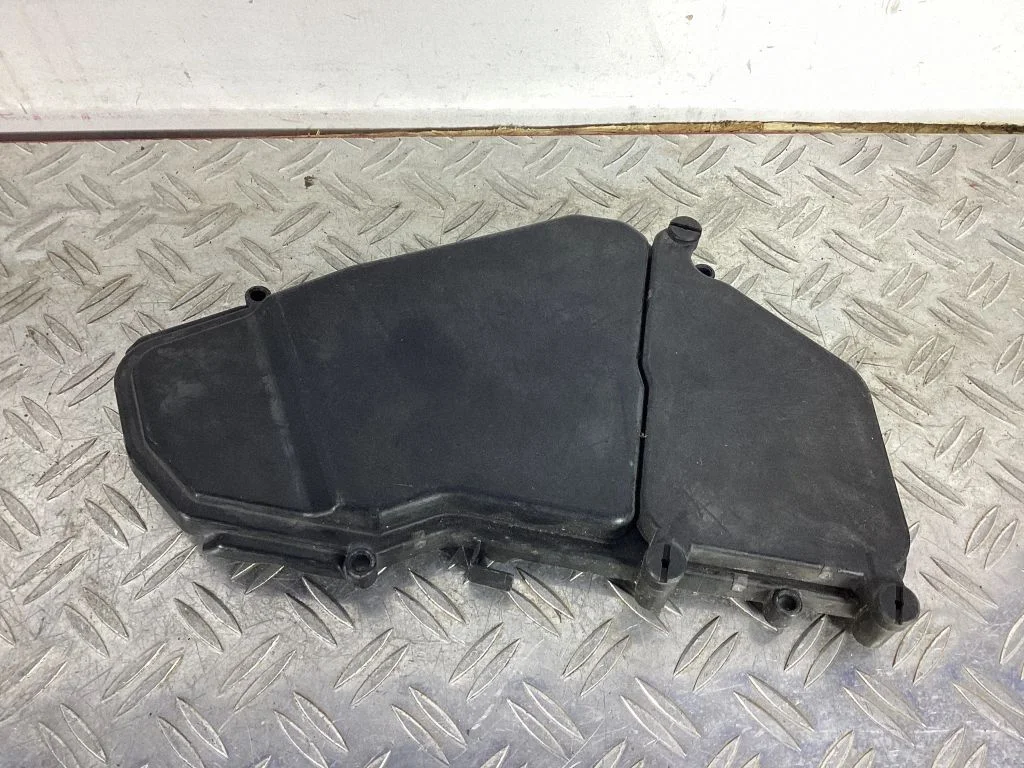 Fuse box cover – Porsche Cayenne (92A) (2010-2017)