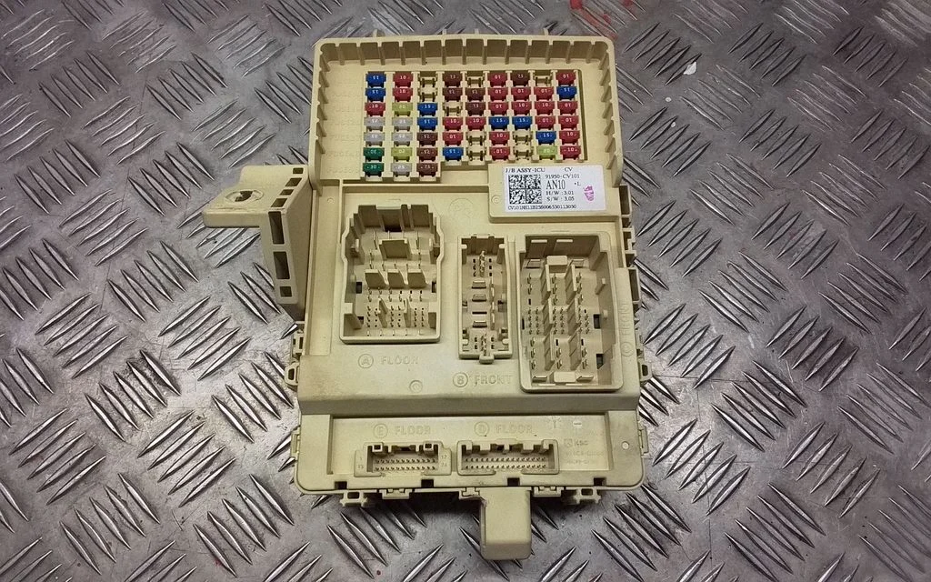 Fuse module – KIA EV6 (2021-)