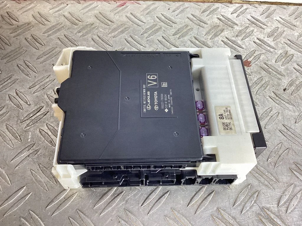Fuse module – Lexus NX (2021-)