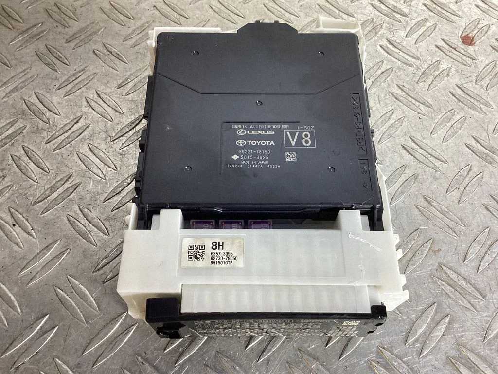 Fuse module – Lexus NX (2021-)