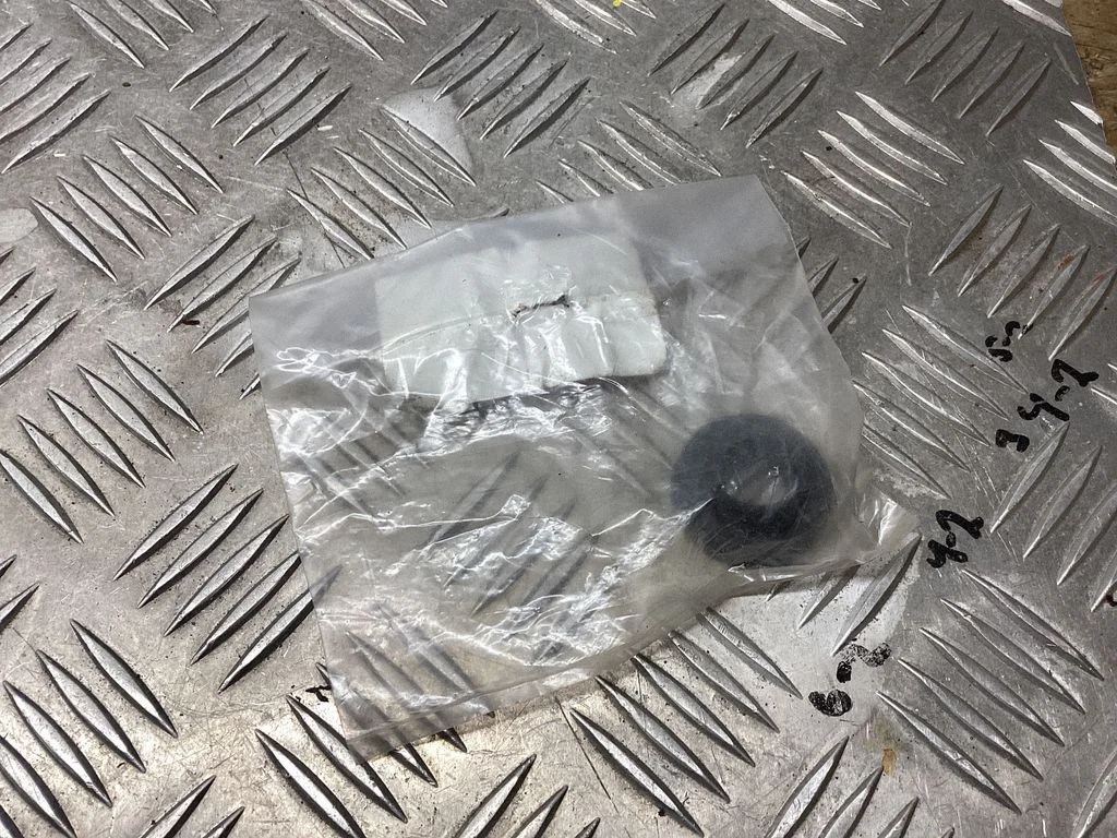 Other interior part – Toyota Prius (XW50) (2015-2023)