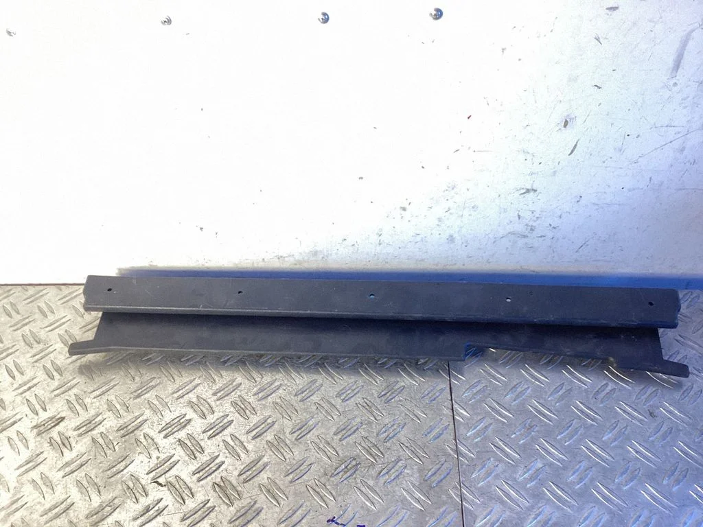 Other interior part – Lexus IS III XE30 (2013-2020)