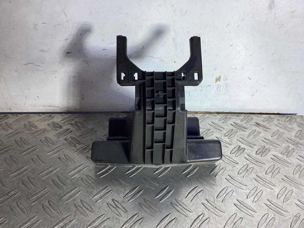Other interior part – Tesla Model Y (2020-)