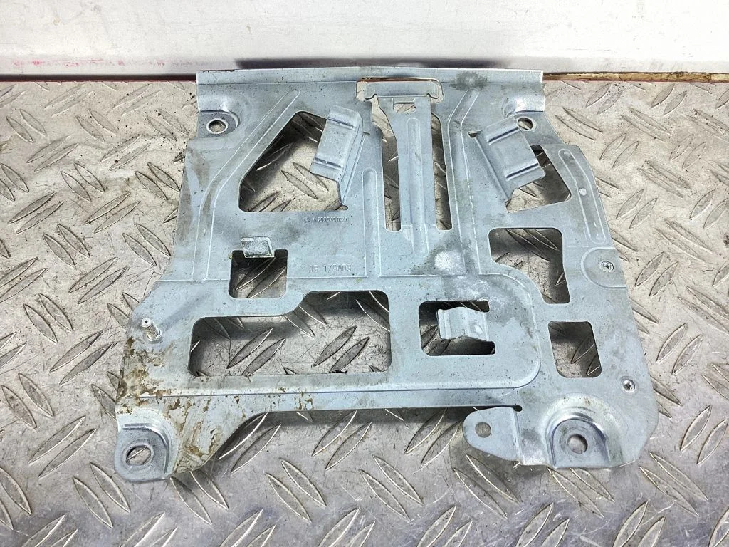 Other interior part A2535450340