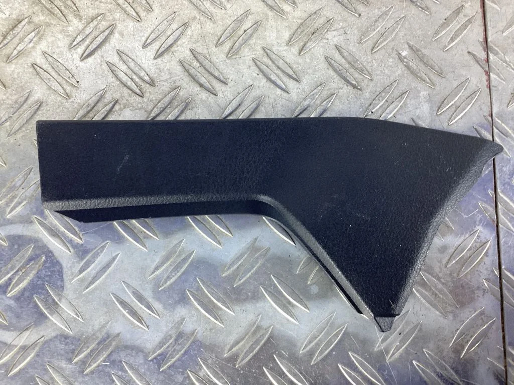 Cita salona detaļa 5881653010 – Lexus RC (2014-)