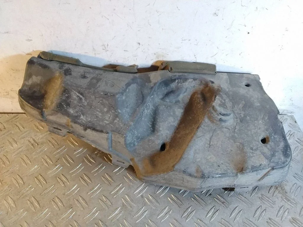 Muu mootoriruumi osa RVC500020