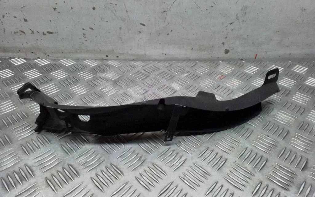 Other engine bay part A2305461580