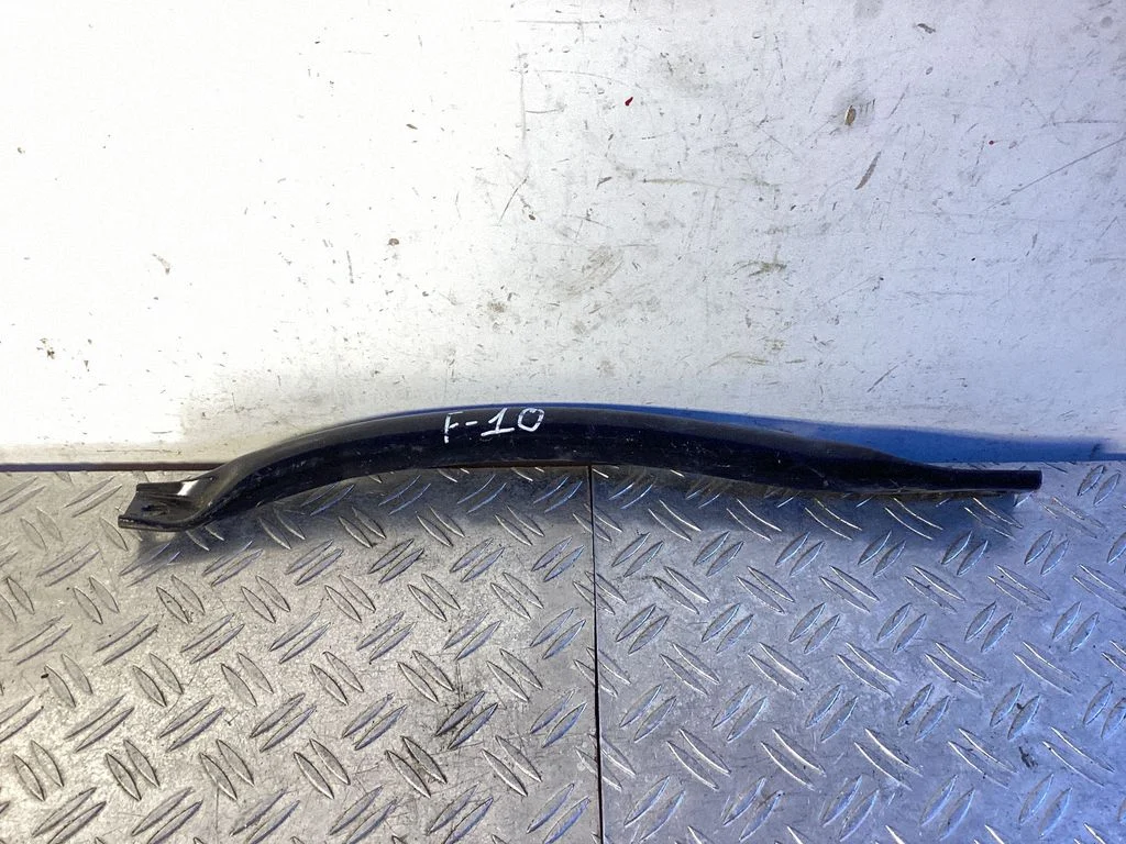 Other engine bay part – BMW 5 Series F10 F11 (2009-2016)