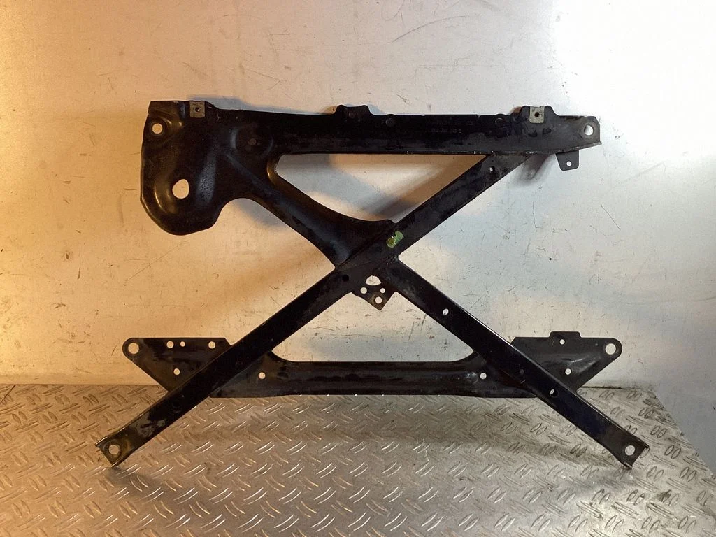 Other engine bay part 8K2399345E