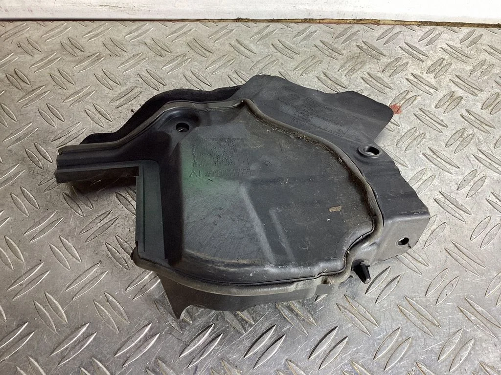 Other engine bay part 51757211899