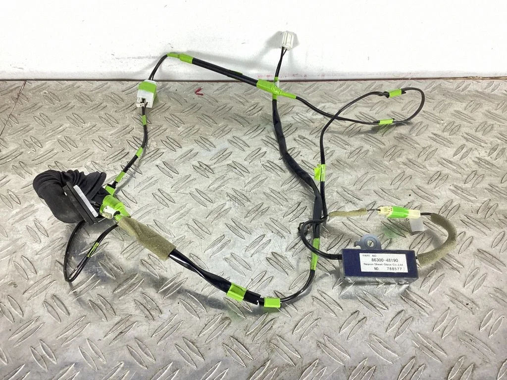 Aerial antenna amplifier – Lexus RX III (2008-2015)
