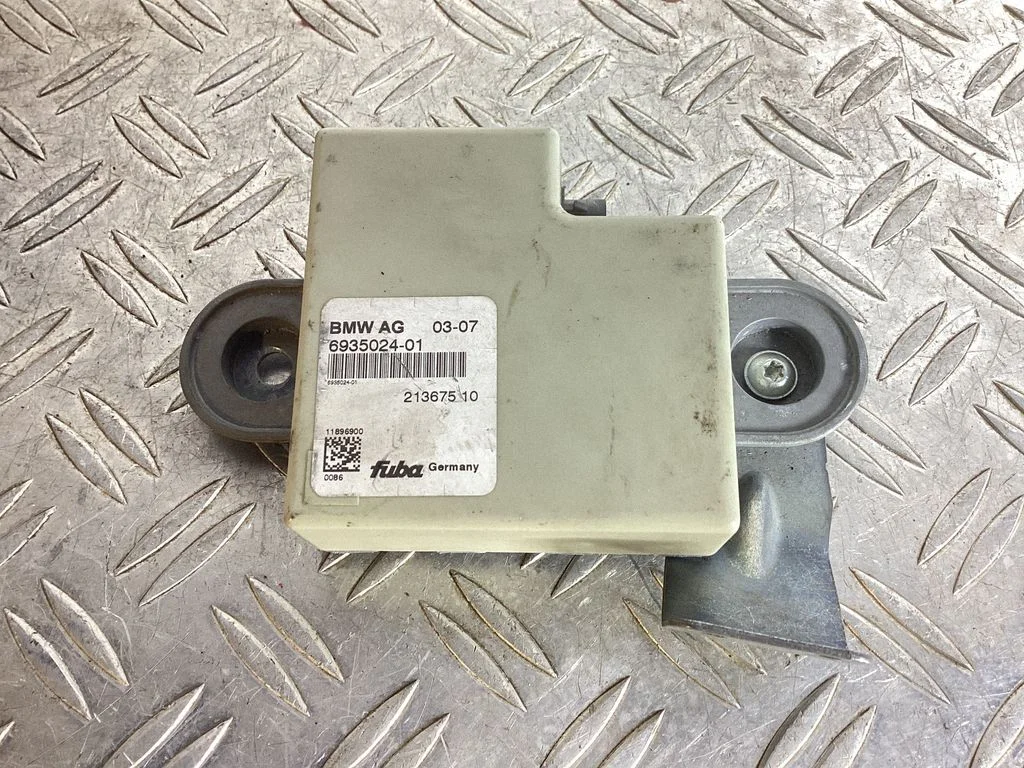 Antenni võimendi – BMW X5 E70 (2006-2013)