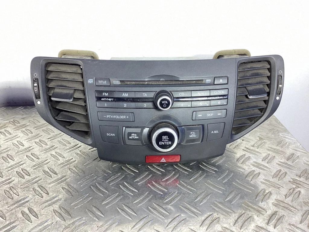 Raadio / CD/DVD-mängija / navigatsioon – Honda Accord (2008-2016)
