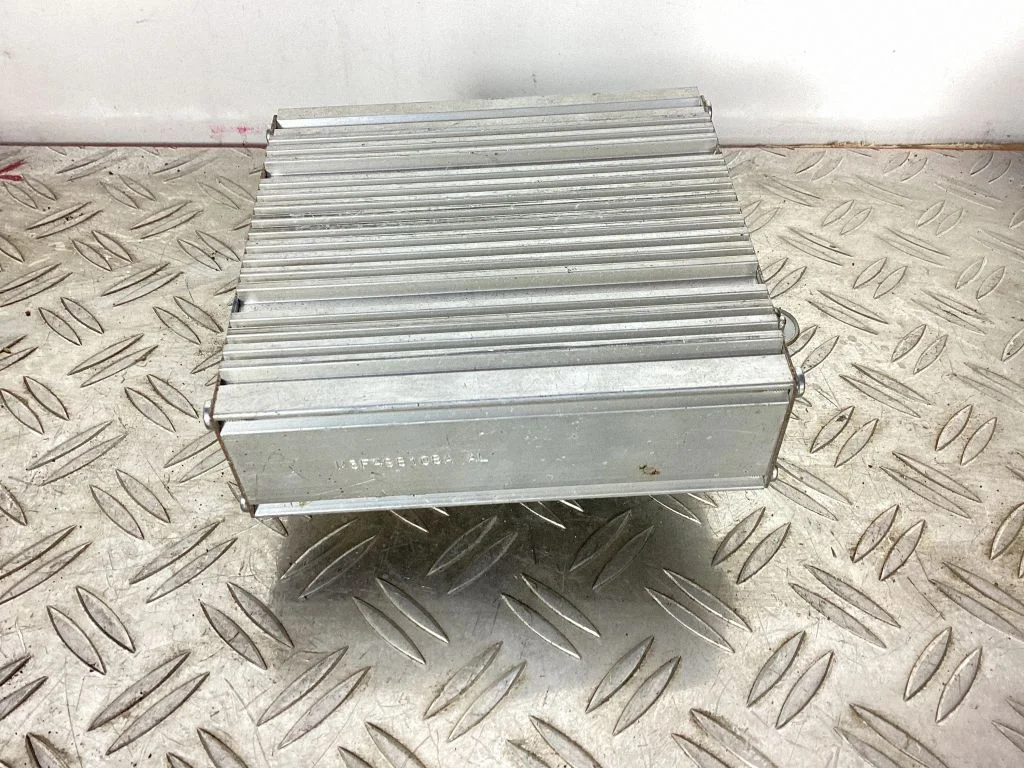 Sound amplifier – Honda Accord (2008-2016)