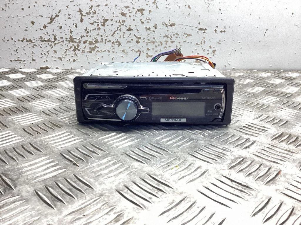 Raadio / CD/DVD-mängija / navigatsioon – Audi A4 S4 B5 8D (1999-2000)