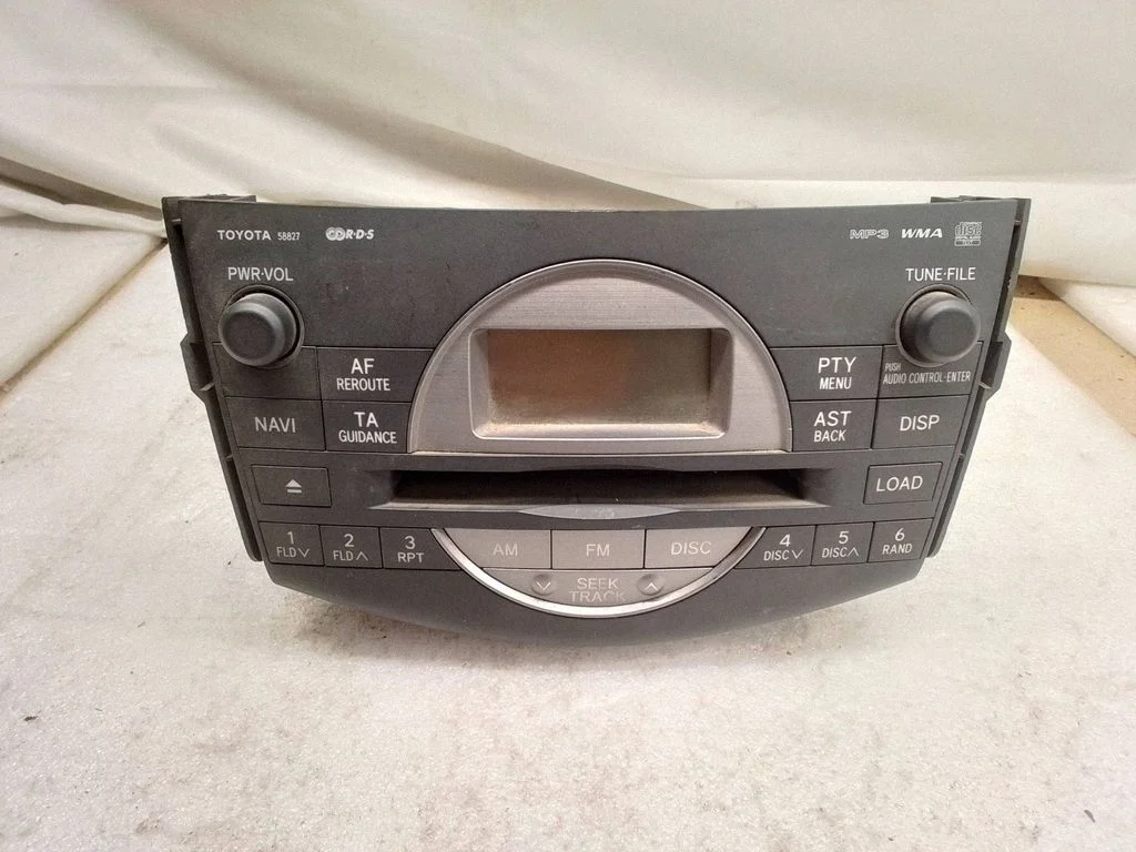 Raadio / CD/DVD-mängija / navigatsioon – Toyota RAV 4 (XA30) (2006-2016)