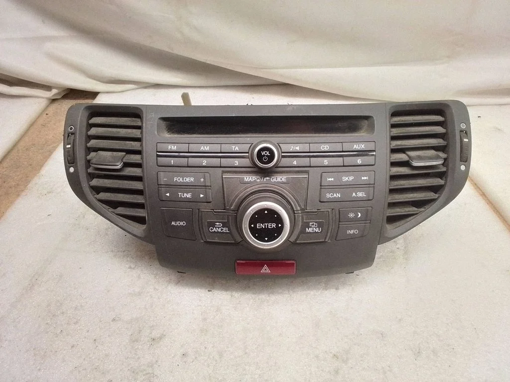 Raadio / CD/DVD-mängija / navigatsioon – Honda Accord (2008-2016)