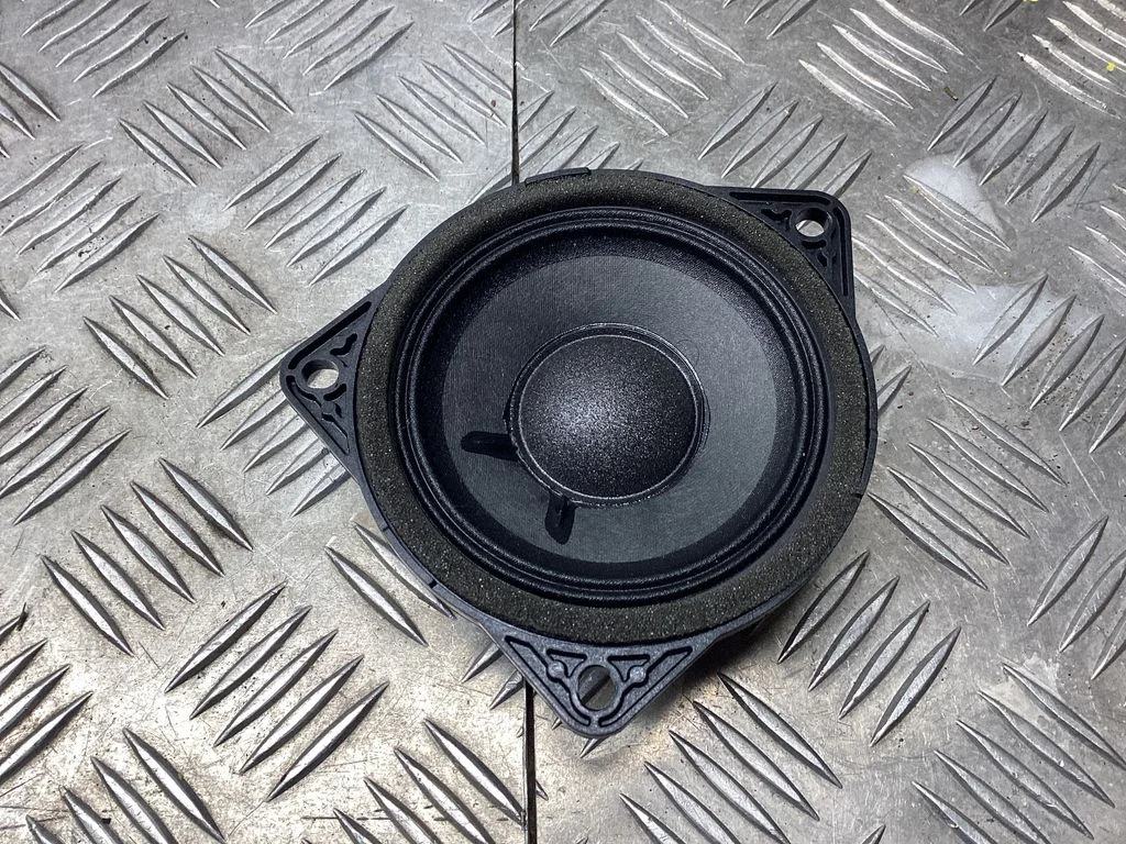 Front door speaker – Porsche Macan (95B) (2019-)