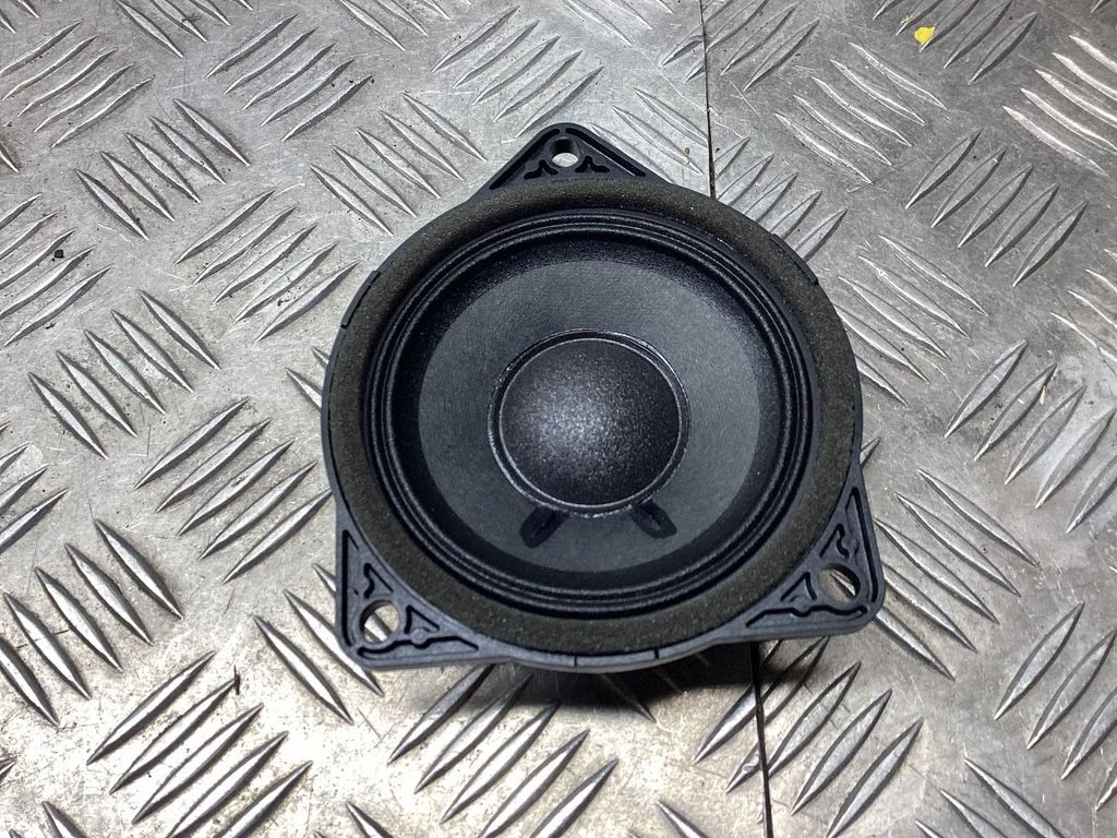 Front door speaker – Porsche Macan (95B) (2019-)