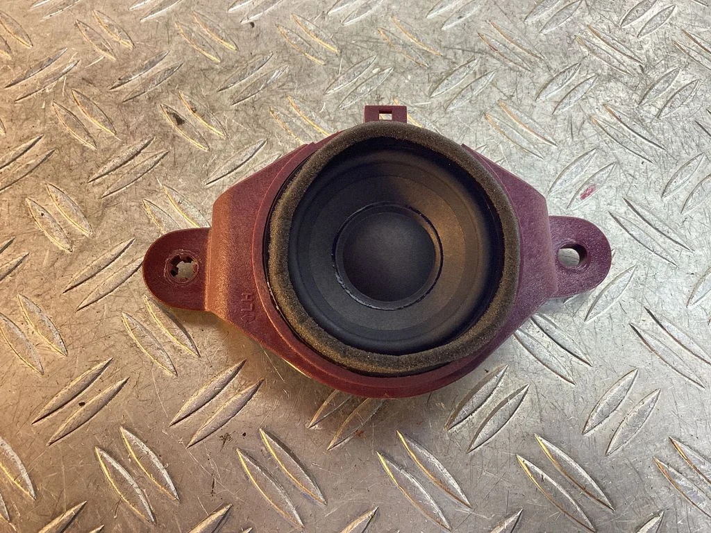 Front door speaker – KIA EV6 (2021-)