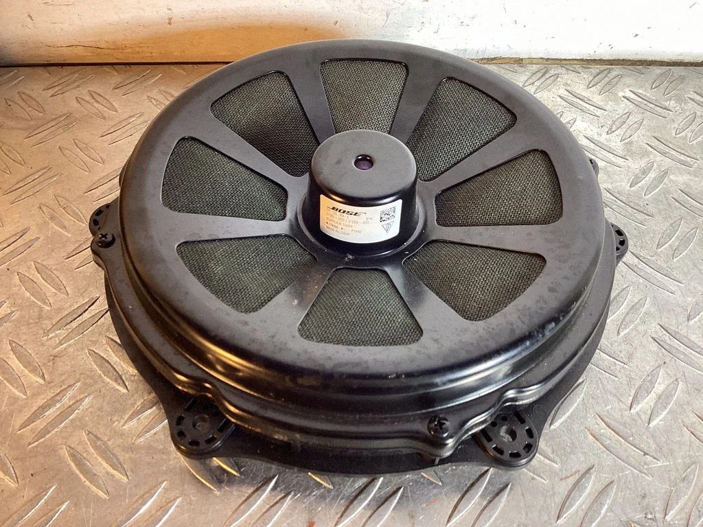 Front door speaker – Porsche Cayenne (92A) (2010-2017)