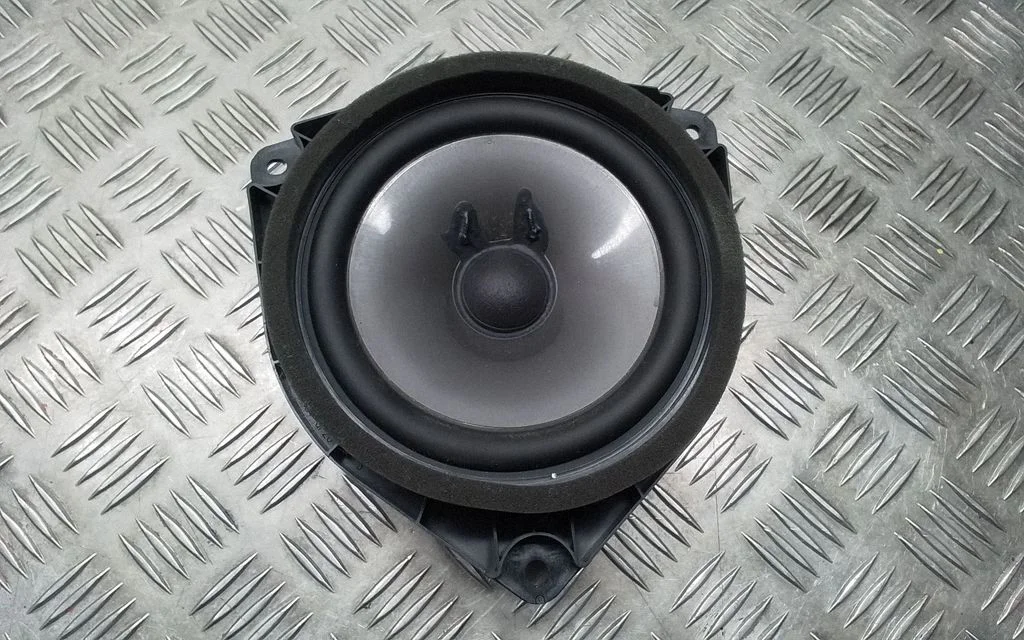 Front door speaker – Lexus NX (2014-2021)