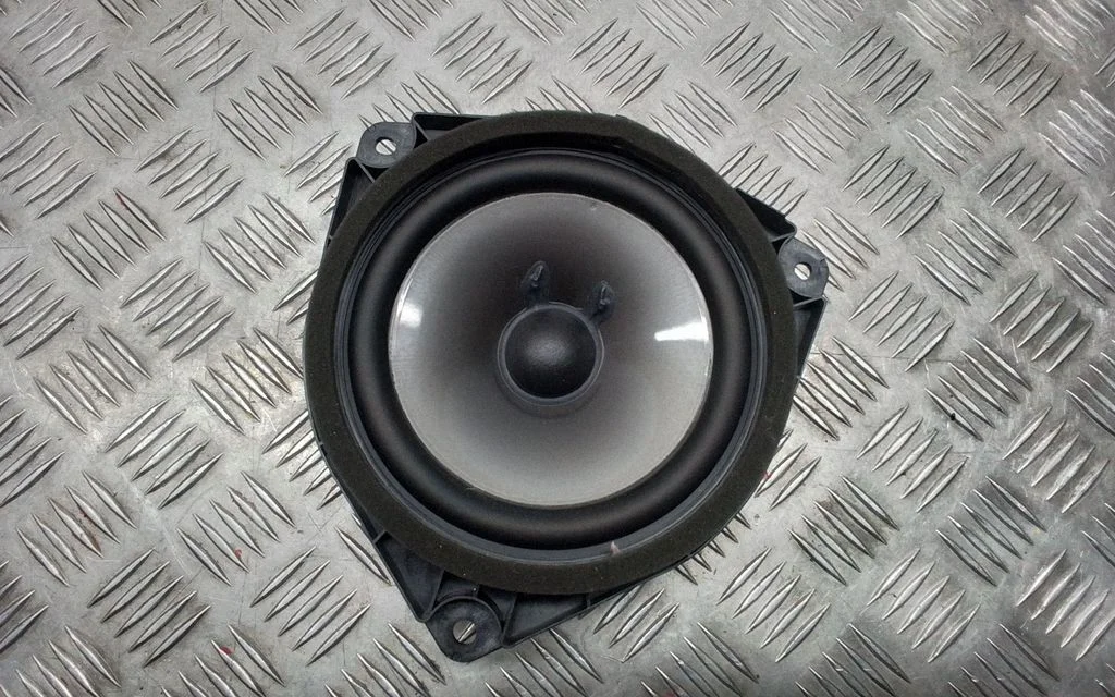 Front door speaker – Lexus NX (2014-2021)