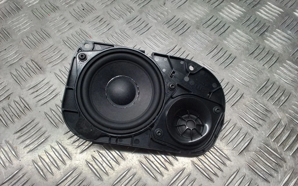 Front door speaker – BMW 5 Series F10 F11 (2009-2016)