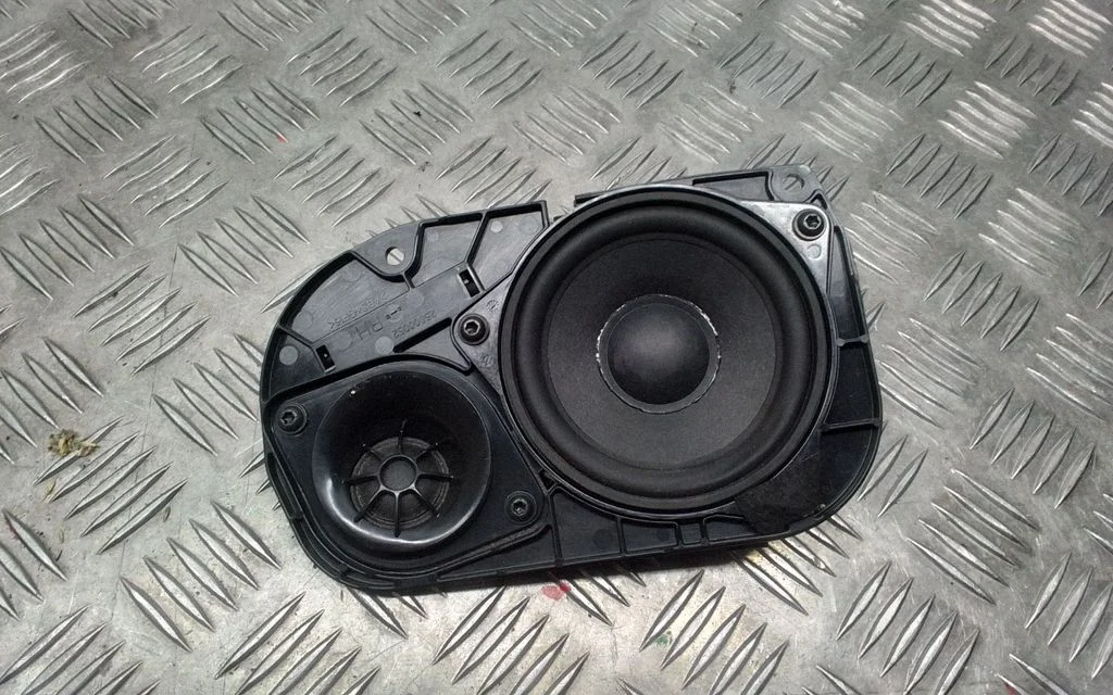 Front door speaker – BMW 5 Series F10 F11 (2009-2016)